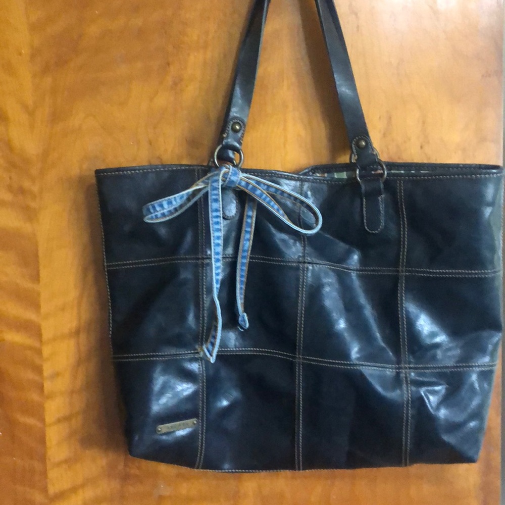 Blk Axcess Purse